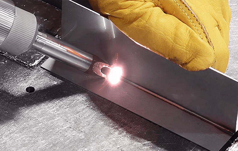 激光焊接机焊接时需要怎么调光？